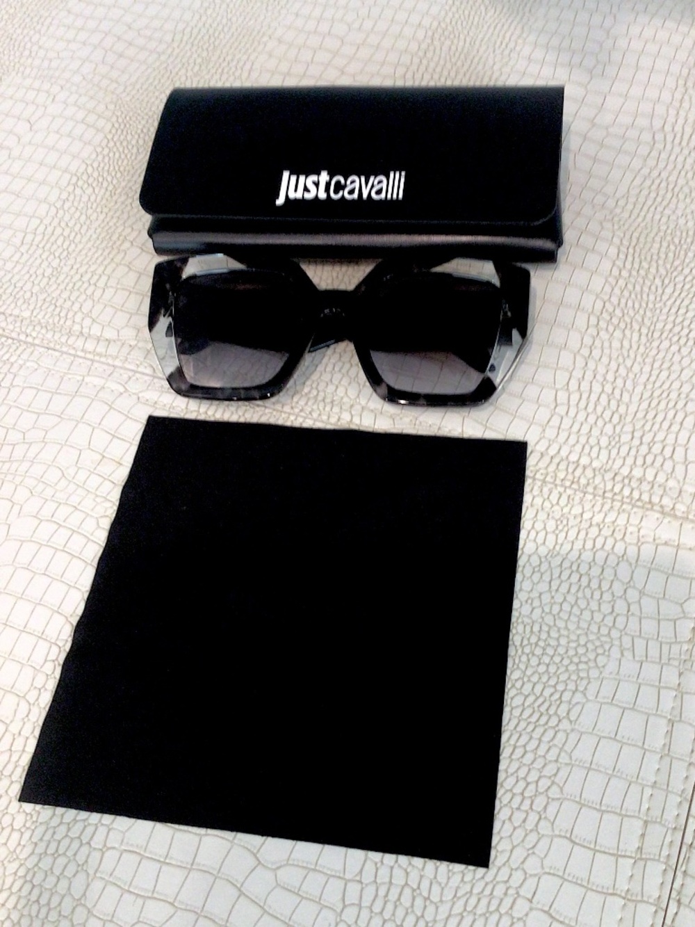 New Just Cavalli Sunglasses SJC021K Grey Havana Smoke FramesGray Lenses